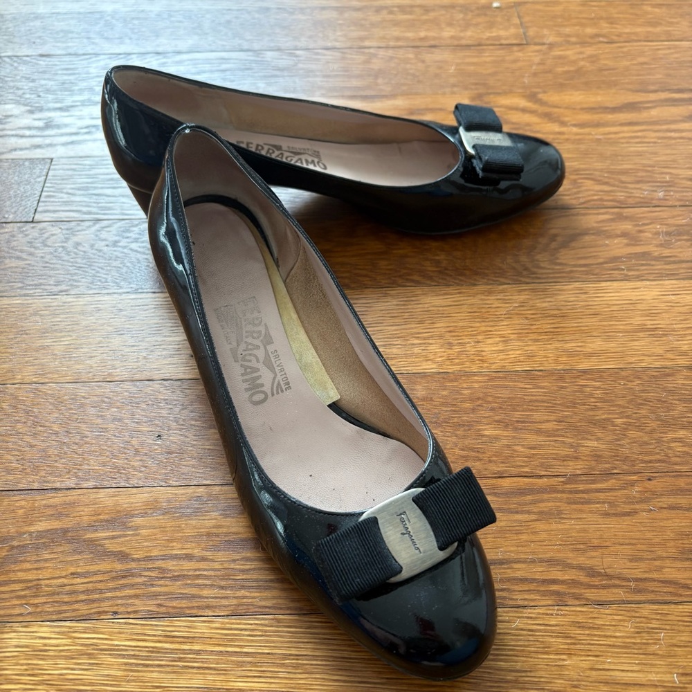 Salvatore Ferragamo Vara Black Patent Leather Flats with Bow